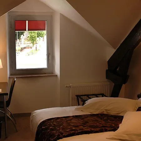 Le Bellevue 3* Guer